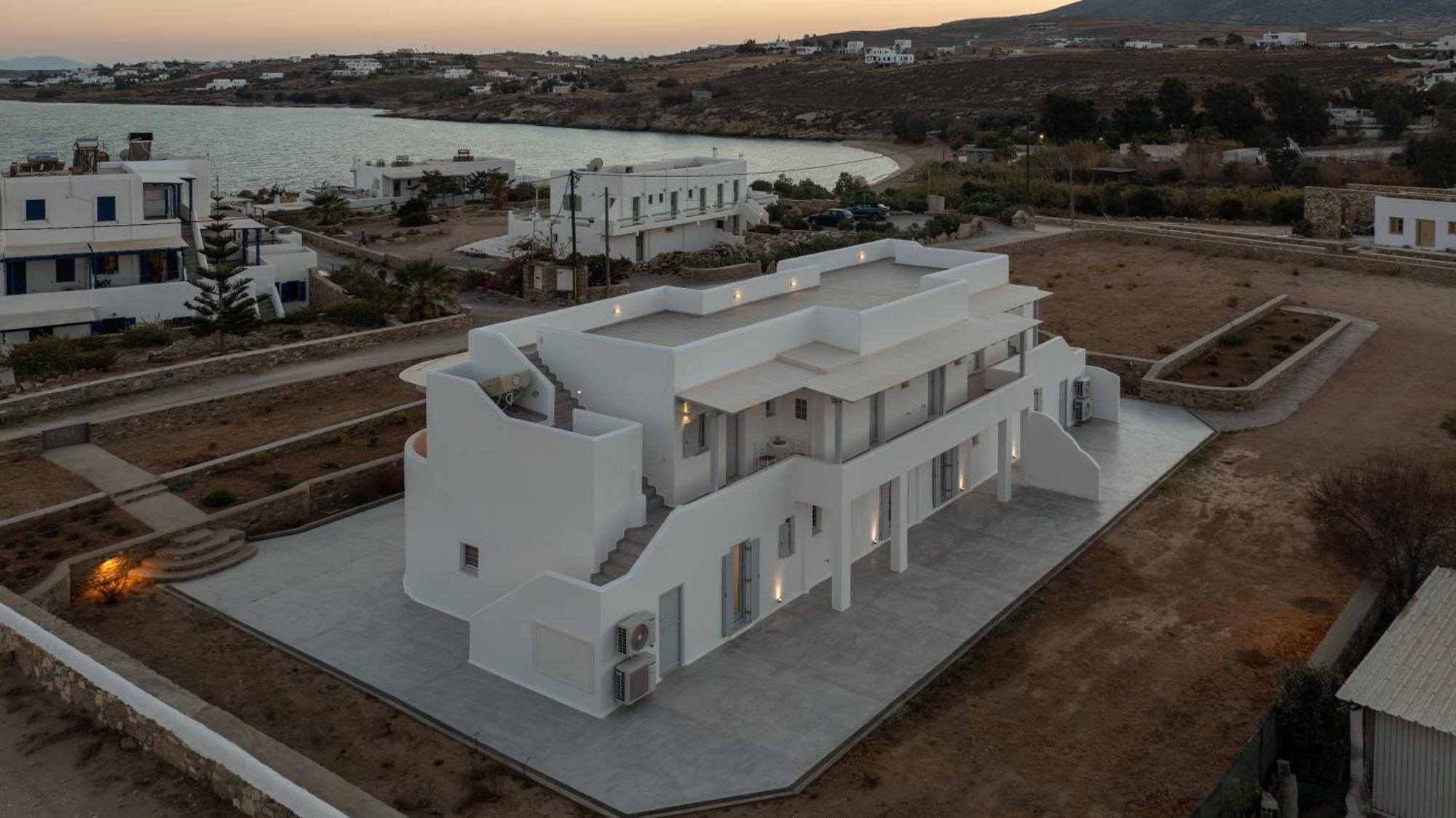 Paros Melodia Apartments Логарас Экстерьер фото