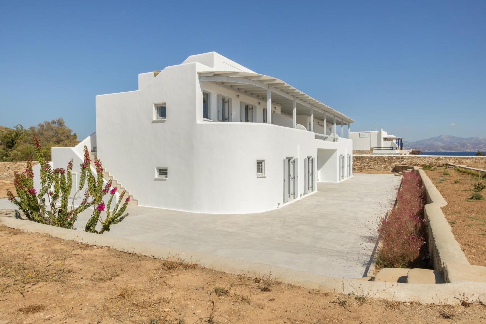 Paros Melodia Apartments Логарас Экстерьер фото