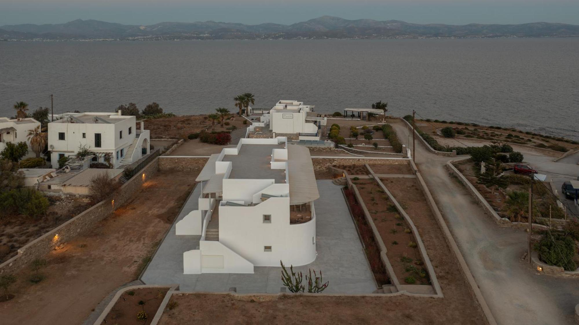 Paros Melodia Apartments Логарас Экстерьер фото