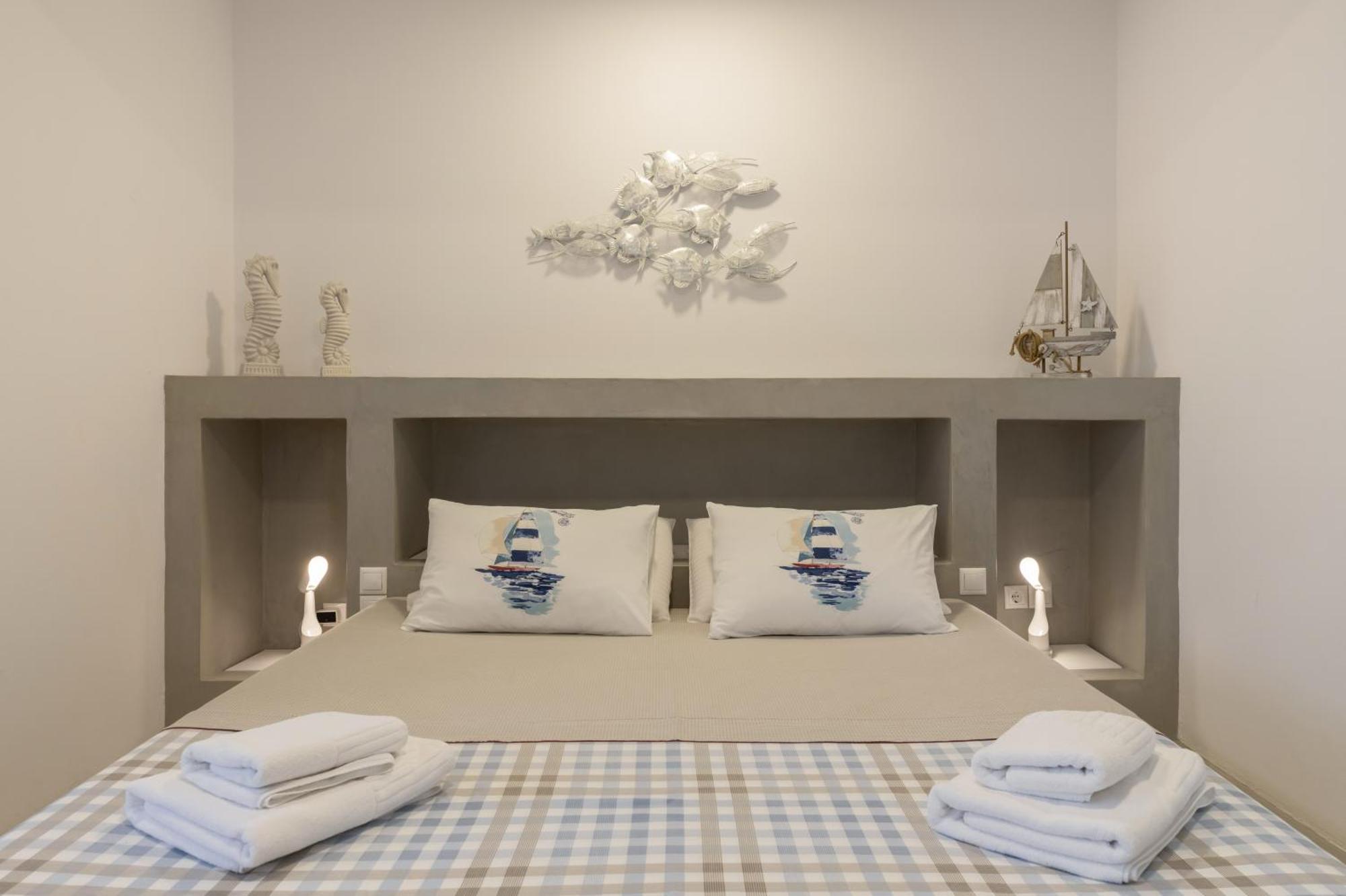 Paros Melodia Apartments Логарас Экстерьер фото