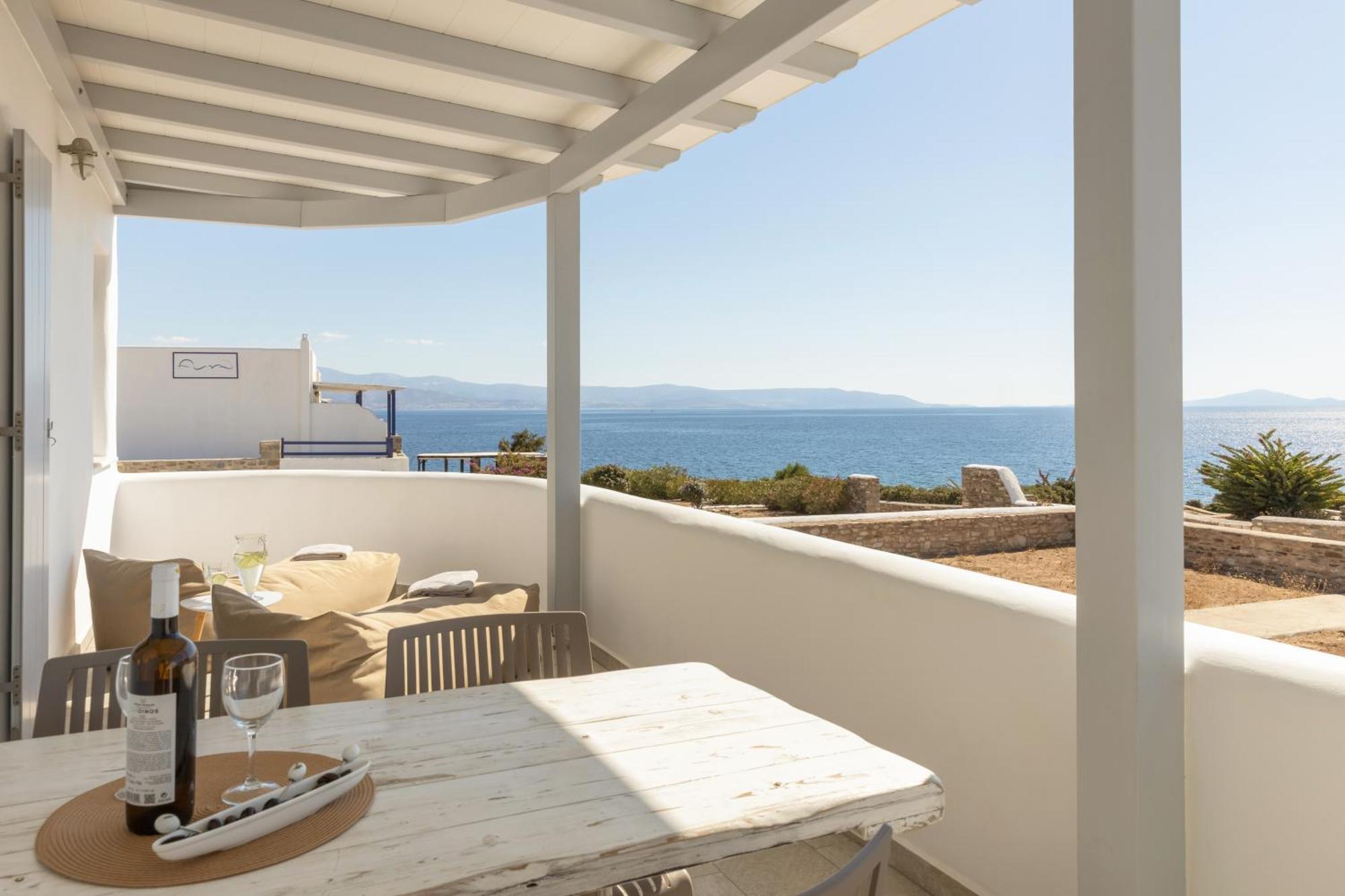 Paros Melodia Apartments Логарас Экстерьер фото
